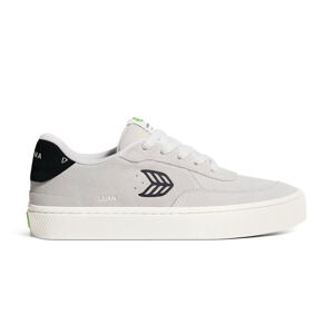 Pánské volnočasové boty Cariuma LUAN PRO Smoke White Suede Black Logo Sneaker