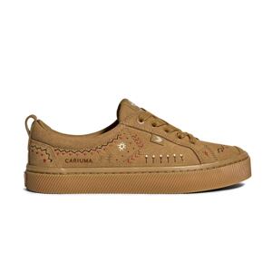 Pánské volnočasové boty Cariuma OCA Low All Camel Suede Embroidered Sneaker